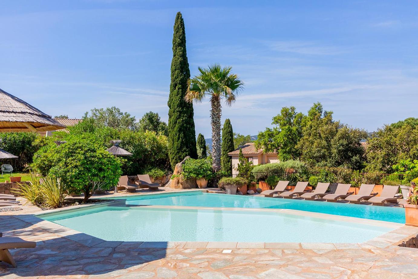 Residence Les Toits De Santa Giulia Порто-Веккьо Экстерьер фото